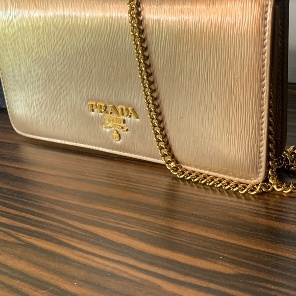 Authentic Prada Crossbody / Wallet on Chain - Picture 3 of 16